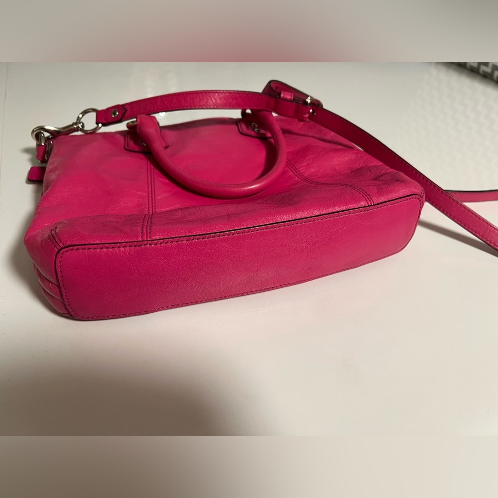 Coach Purse - Ashley Mini Tote with removable Crossbody Strap - Picture 4 of 4